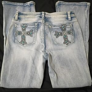 Fire & Rain Bootcut Jeans w/ Rhinestone Cross Pockets. Size 13 C201